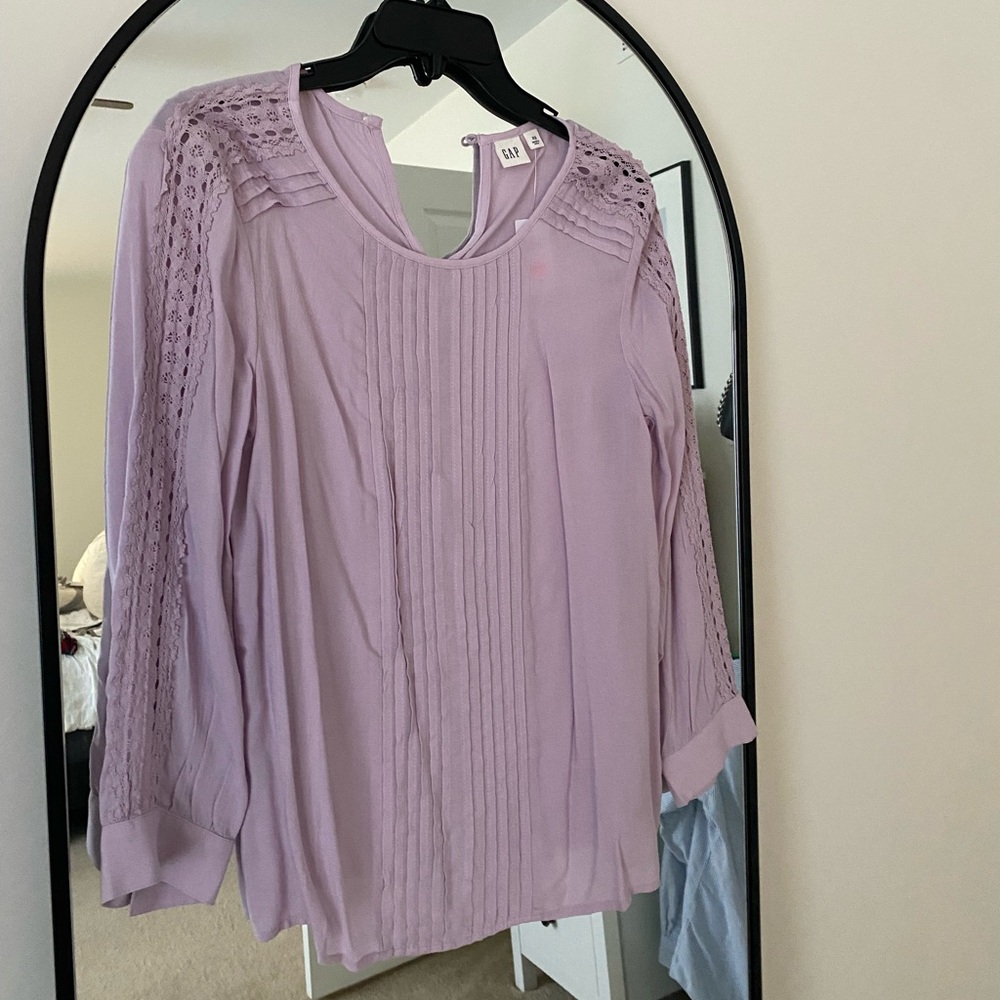 Pretty lavender top
